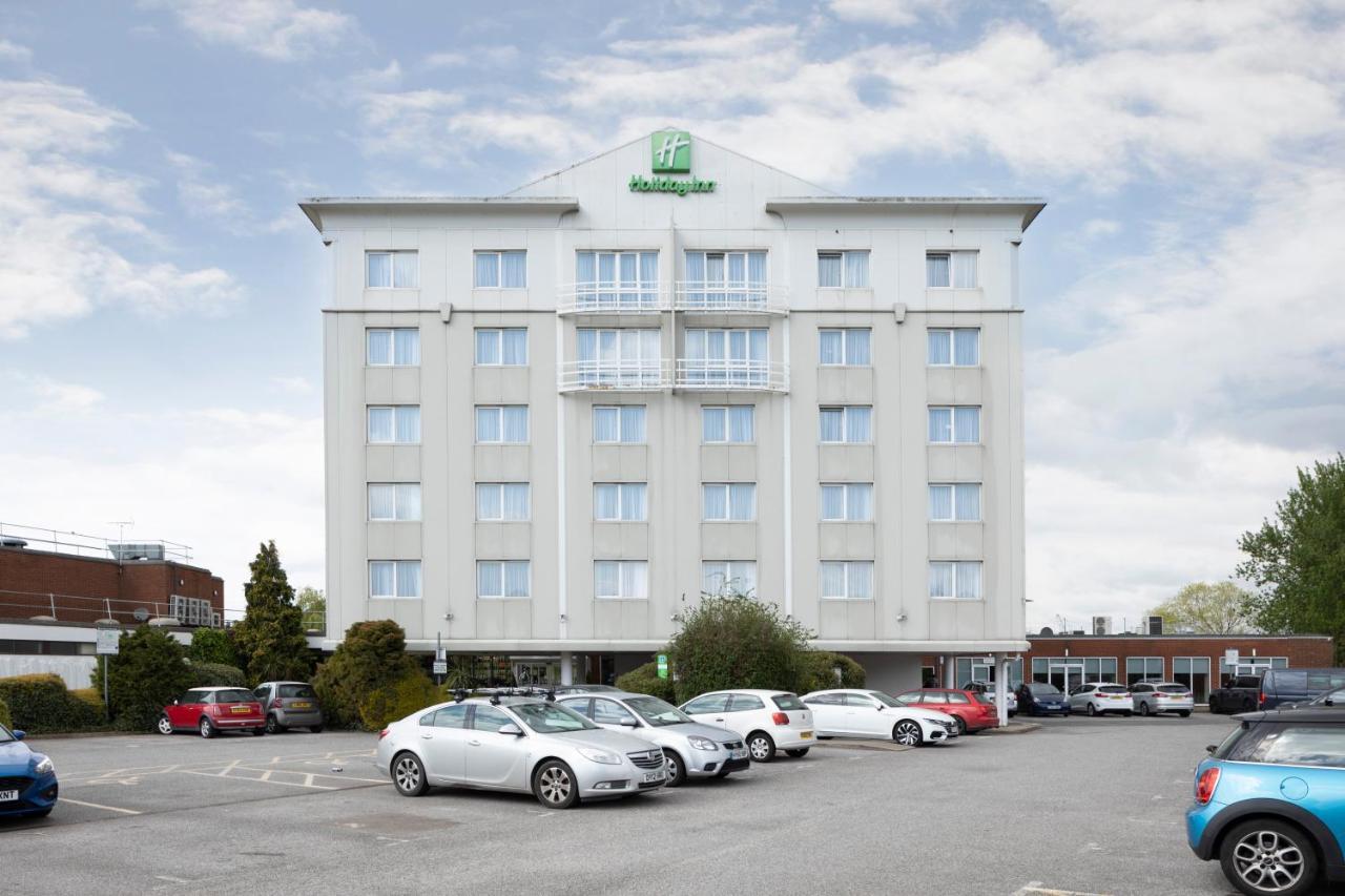Holiday Inn Basildon, an IHG Hotel Bagian luar foto