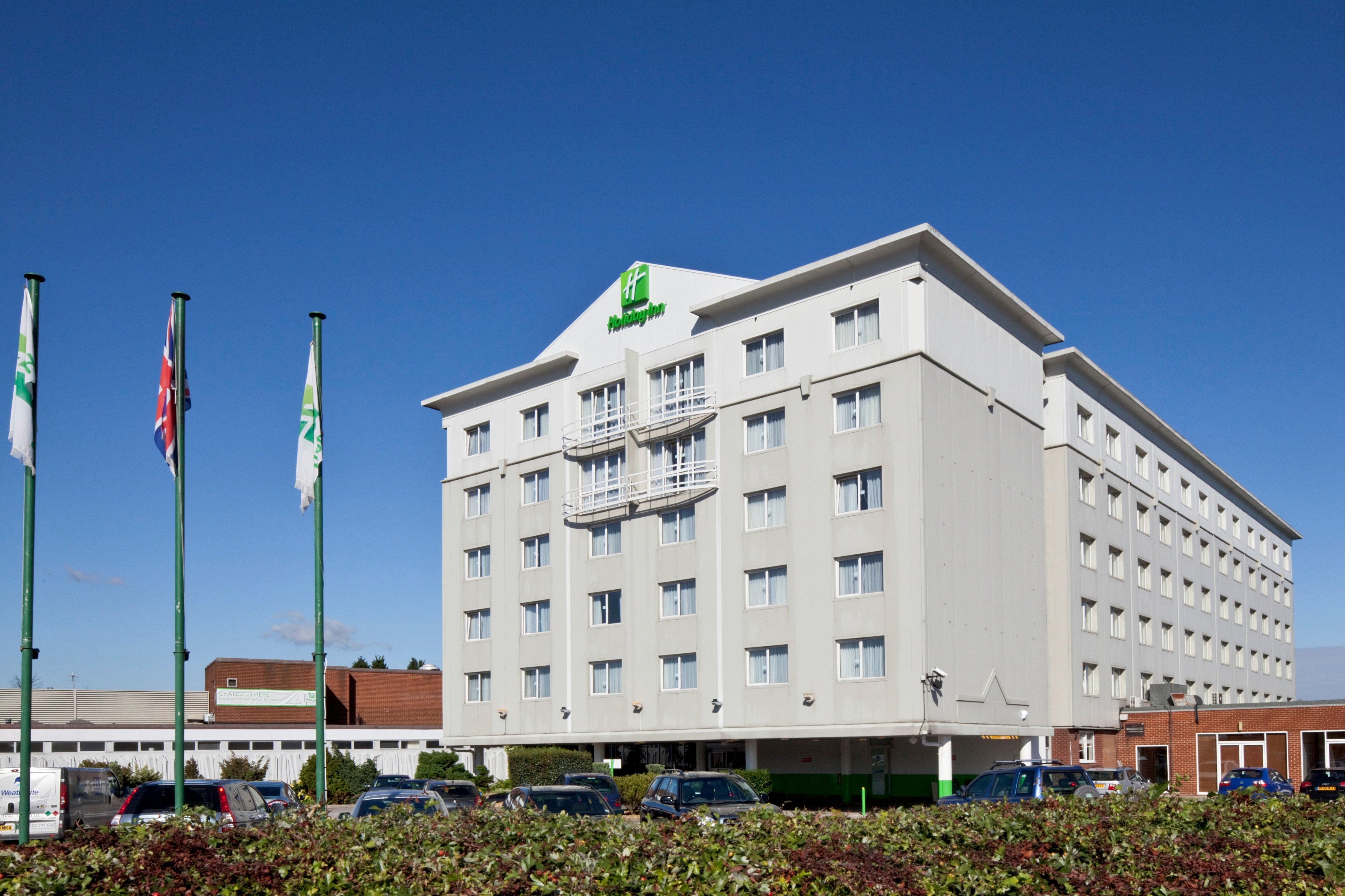 Holiday Inn Basildon, an IHG Hotel Bagian luar foto