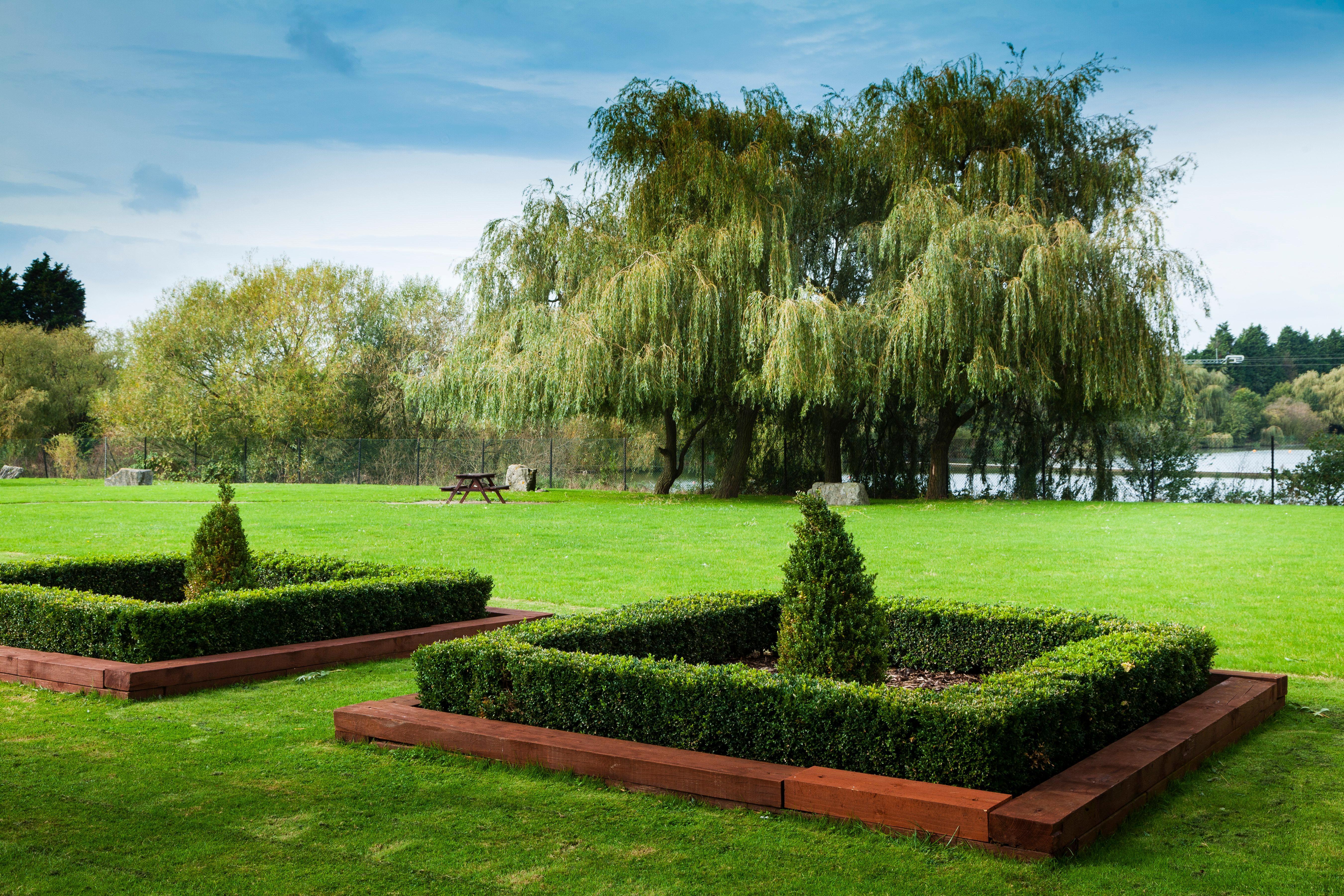 Holiday Inn Basildon, an IHG Hotel Bagian luar foto