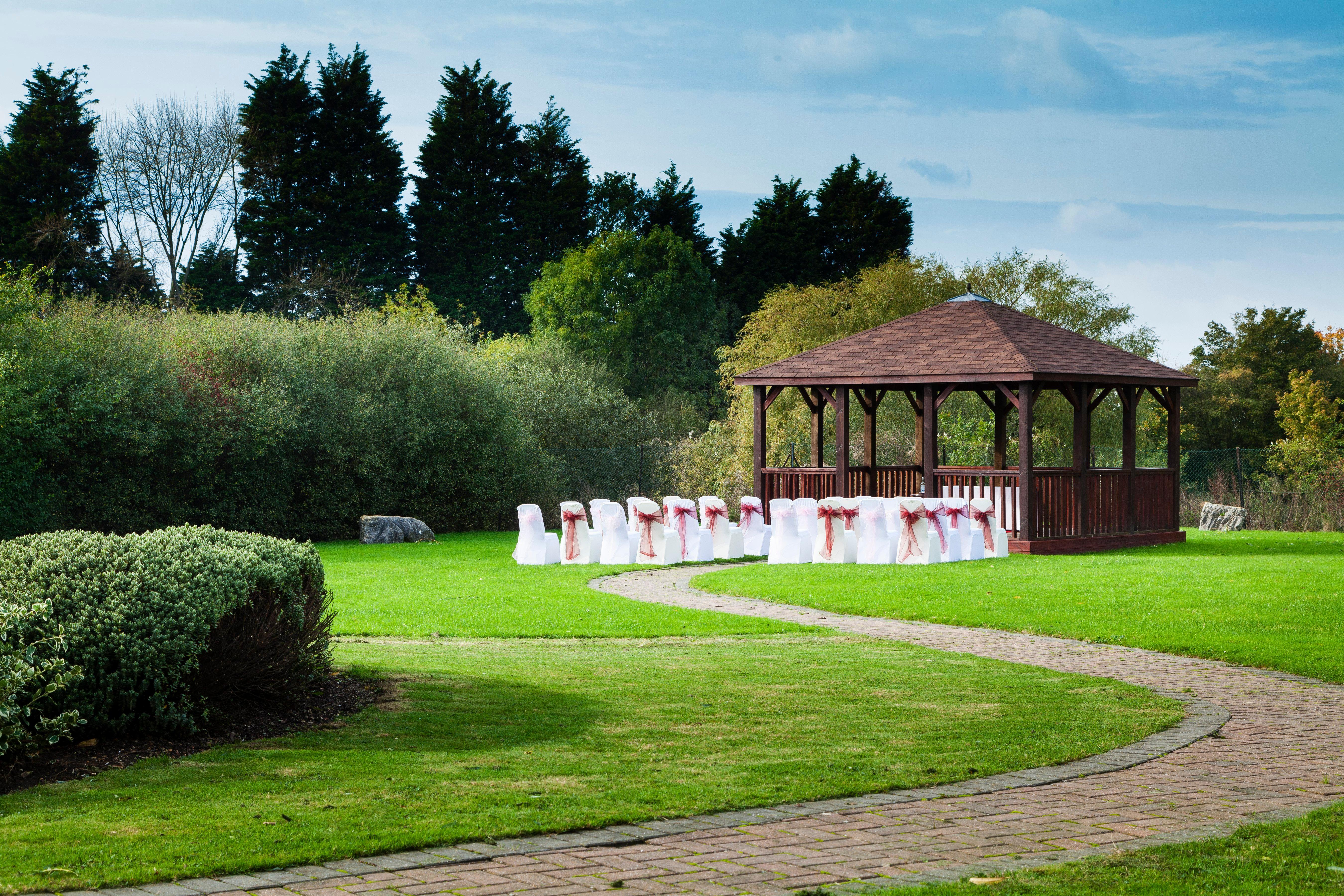 Holiday Inn Basildon, an IHG Hotel Bagian luar foto